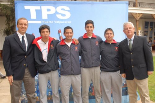 Escolares aprenden navegación con talleres de Fundación Mar de Chile y TPS